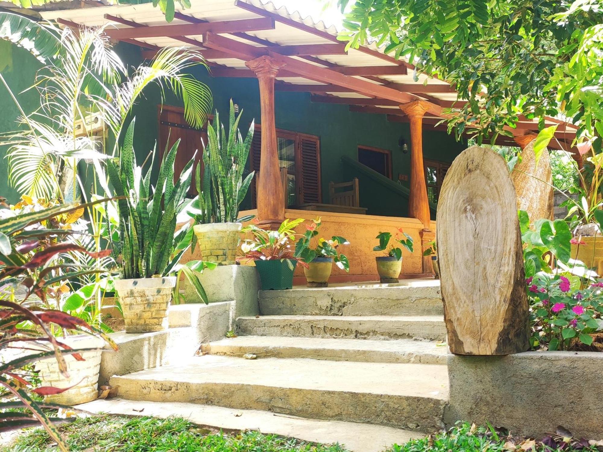 Jaana Guest Hotel Sigiriya Buitenkant foto